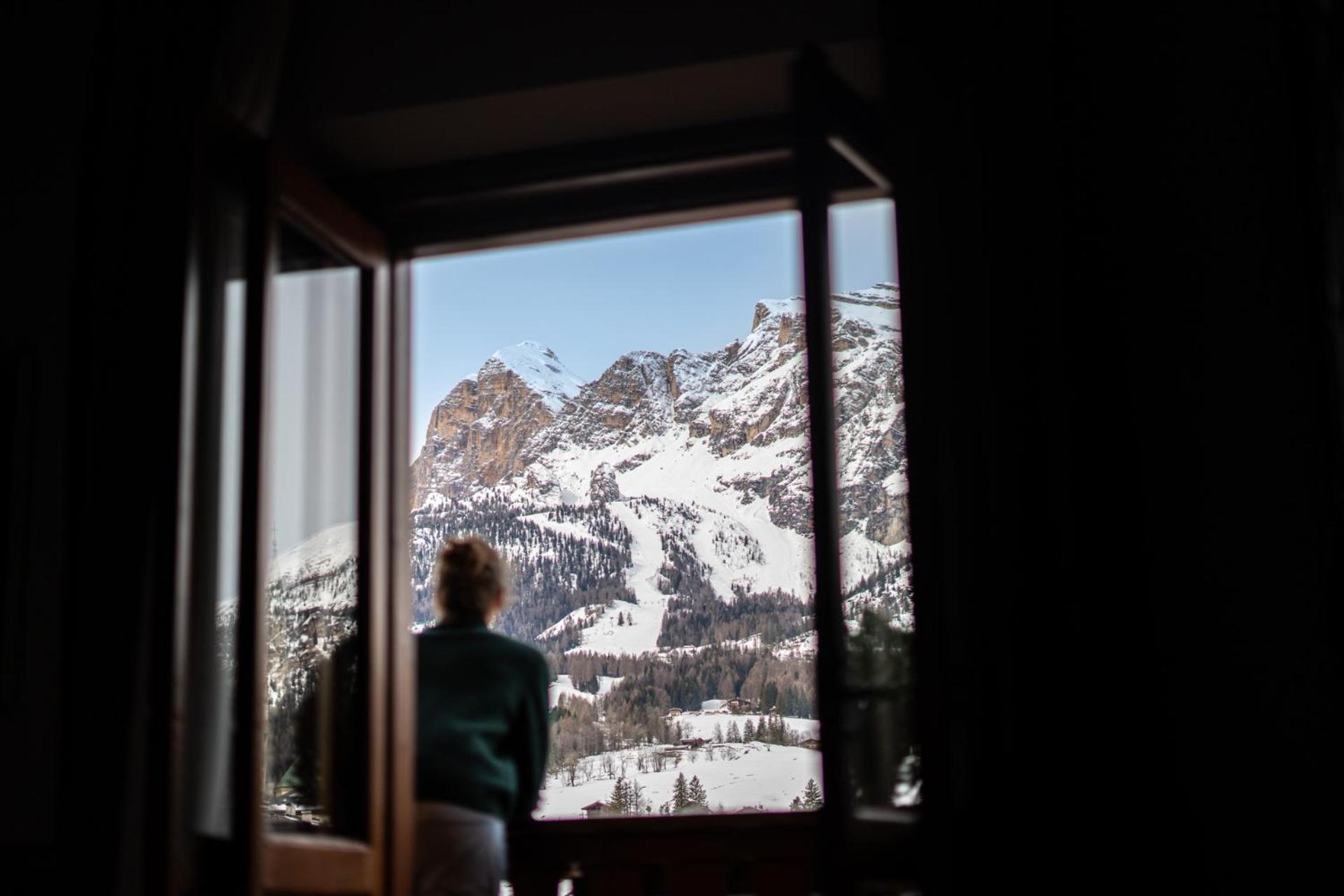 Hotel Panda Cortina- Ricarica Auto Elettriche Cortina dʼAmpezzo Eksteriør bilde