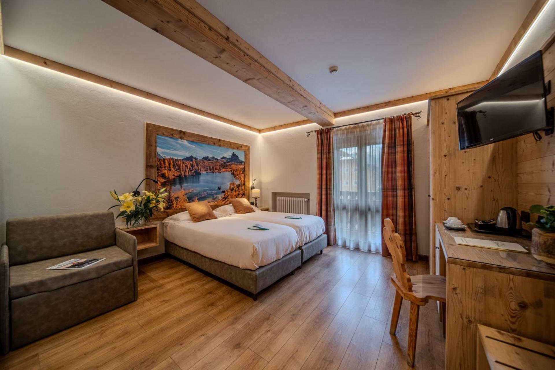 Hotel Panda Cortina- Ricarica Auto Elettriche Cortina dʼAmpezzo Eksteriør bilde